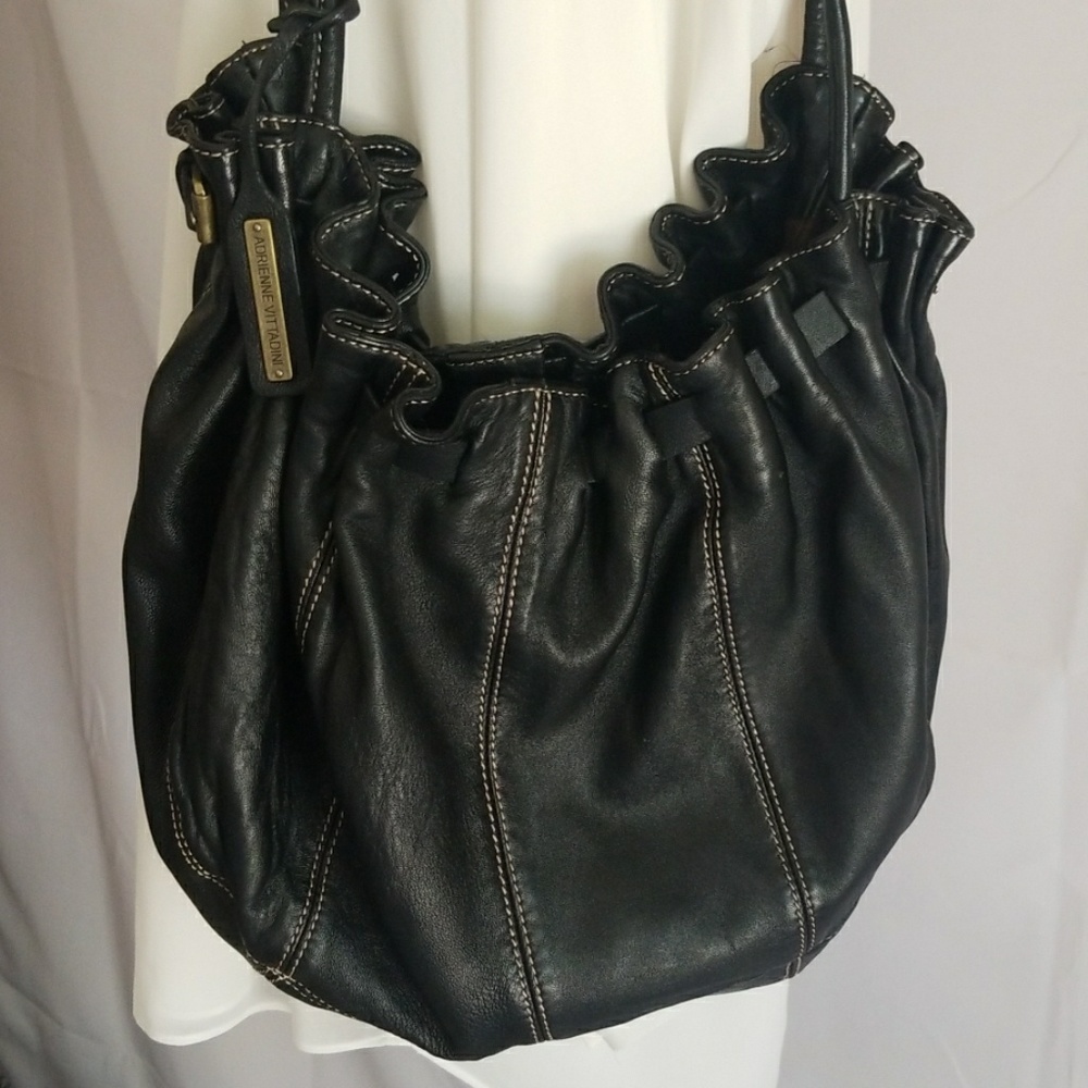 Adrienne Vittadini Bags. - Picture 2 of 6